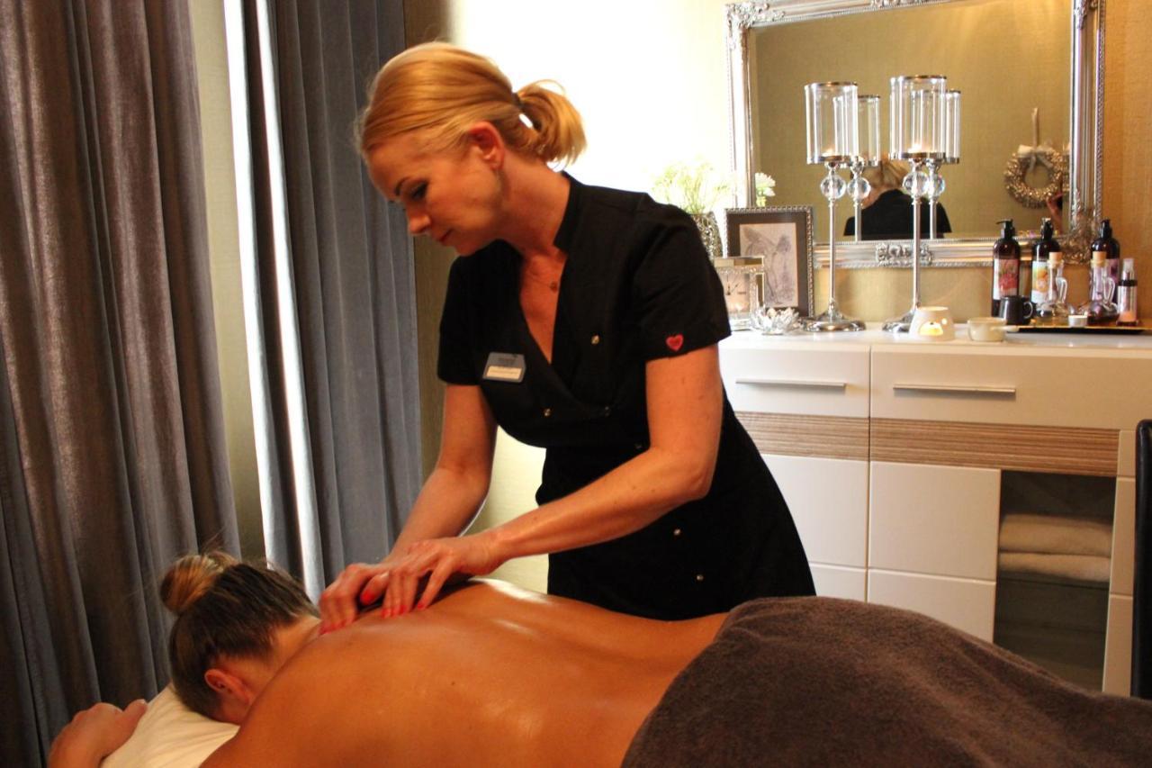 Imperiall Resort & Medispa Ustronie Morskie Buitenkant foto